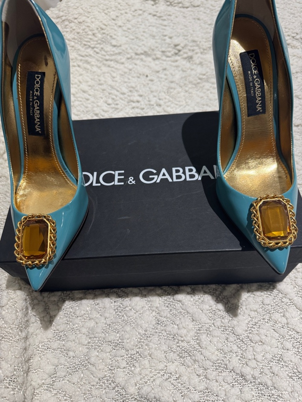 Dolce & Gabbana Turquoise Patent Pointed Toe Pumps with Gold Jewel Accent SZ 41 - Picture 6 of 6